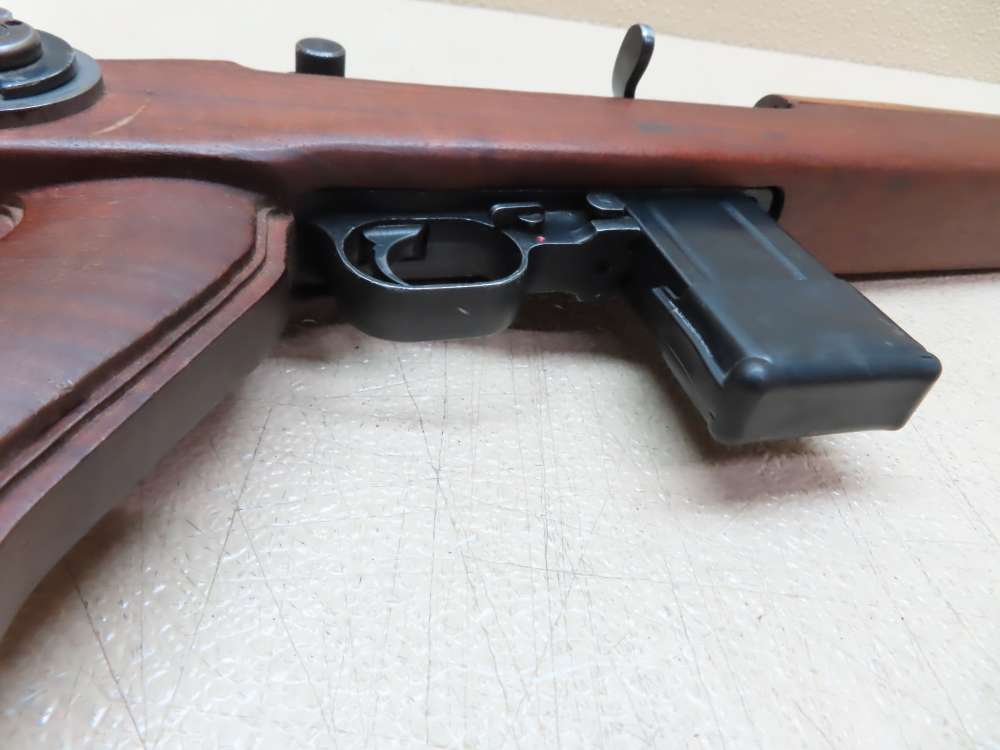 Universal M1 Carbine Paratrooper 30 Carbine  -img-40