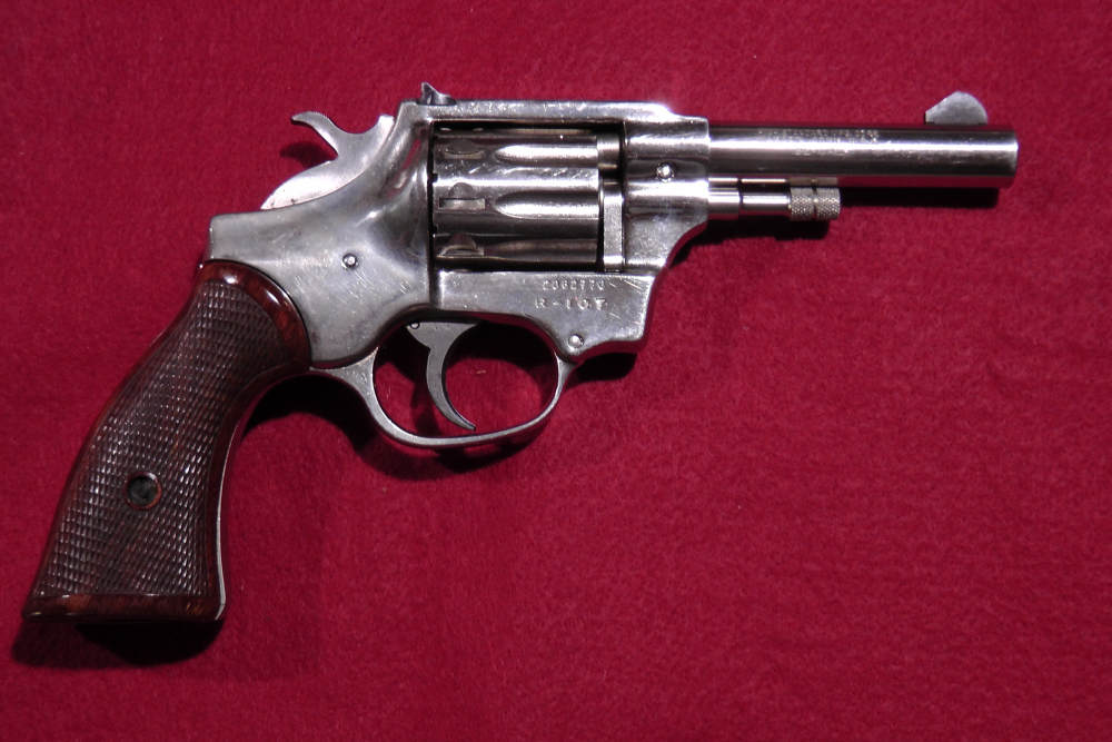 High Standard Sentinel Deluxe 4" Nickel exc possibly unfired -img-3