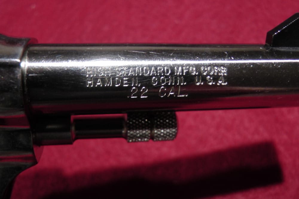 High Standard Sentinel Deluxe 4" Nickel exc possibly unfired -img-8