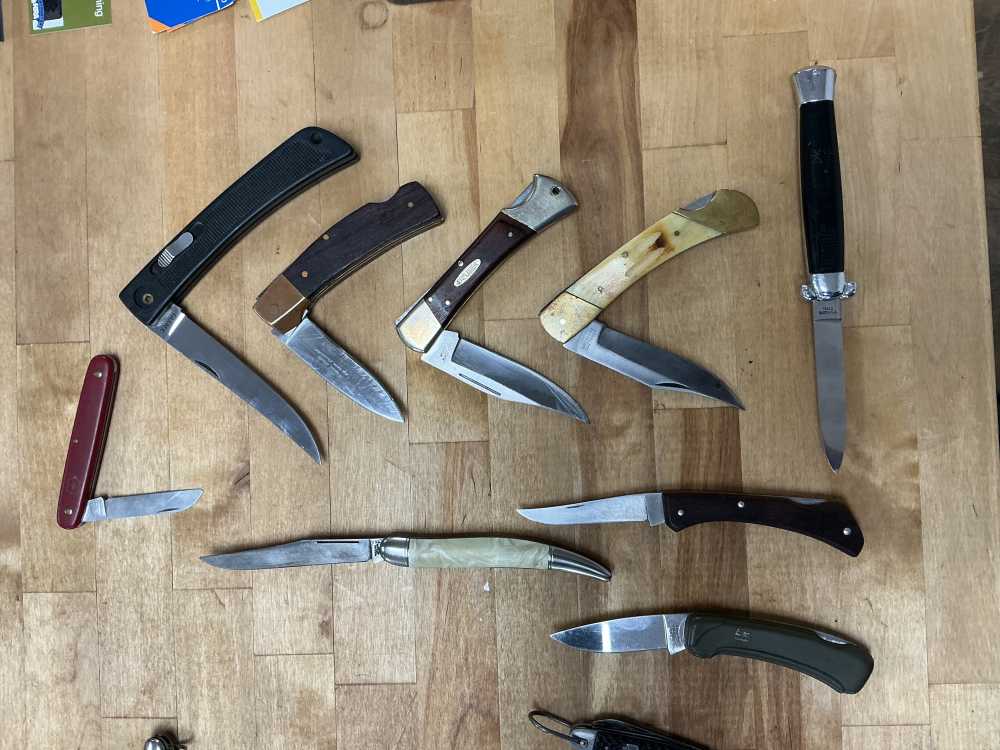 Assorted pocket knives, qty 40 total-img-2