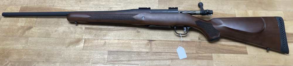 Mossberg Patriot, 7mm-08, walnut stock, excellent condition-img-2