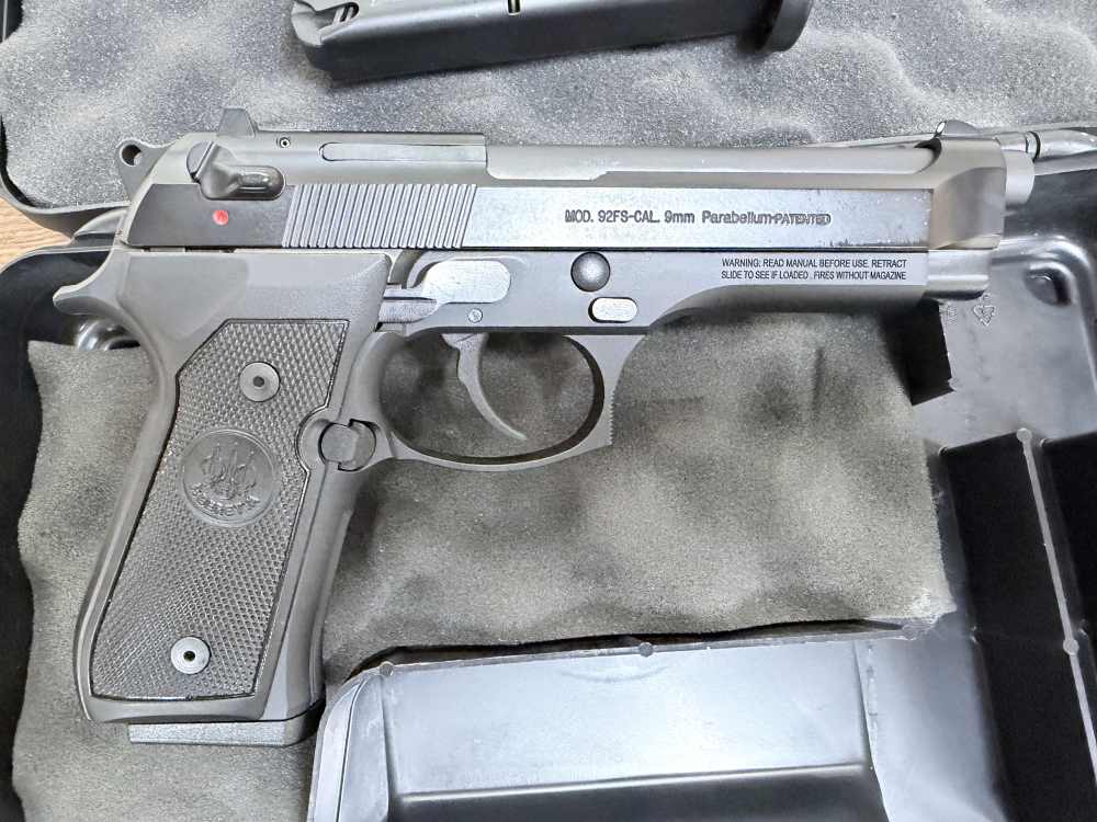Beretta 92FS 9mm Pistol -img-1