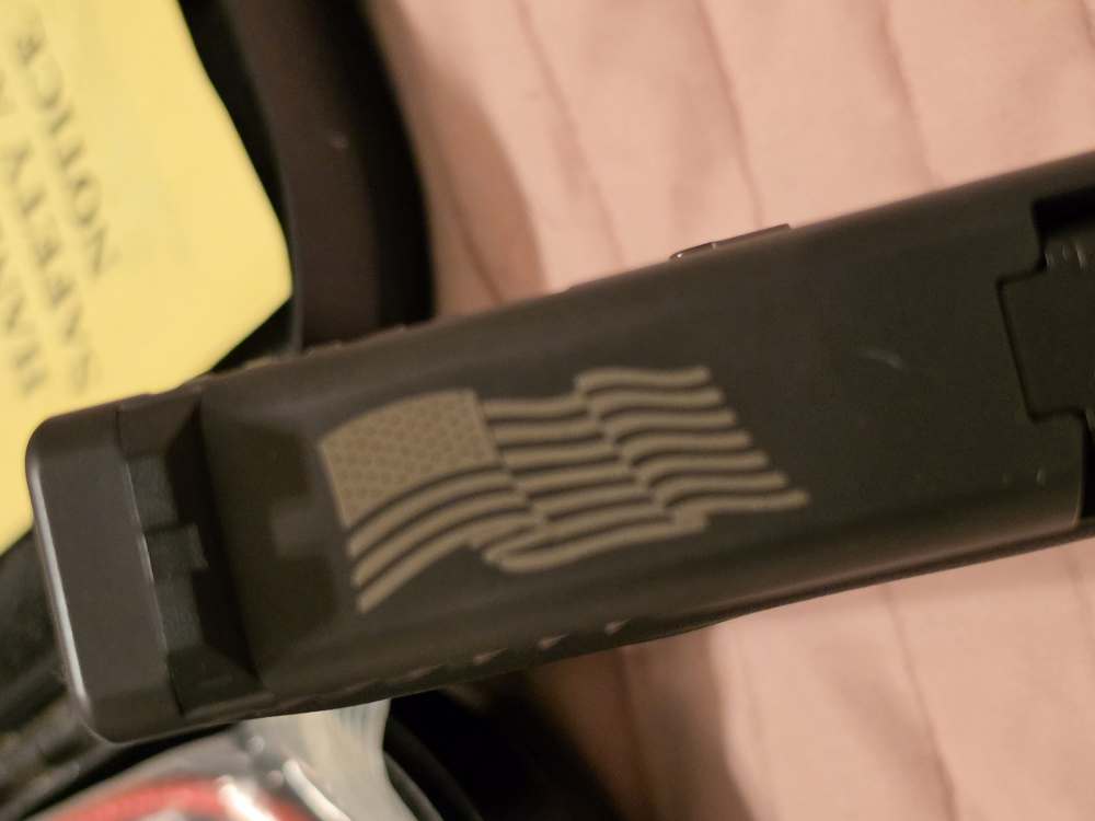 Glock 17 Gen 4 9x19mm 15 years September 11 Commemorative never fired-img-5