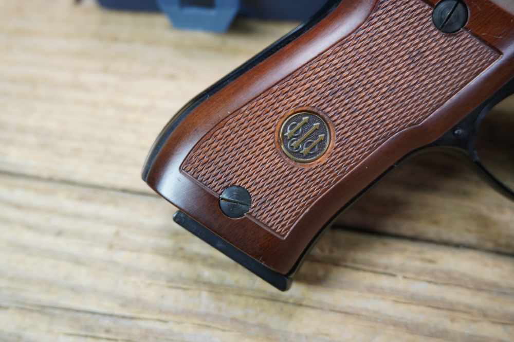 Beretta 87 BB Cheetah .22LR mfg 1987 Italy "pre warning" like new in box 22-img-17