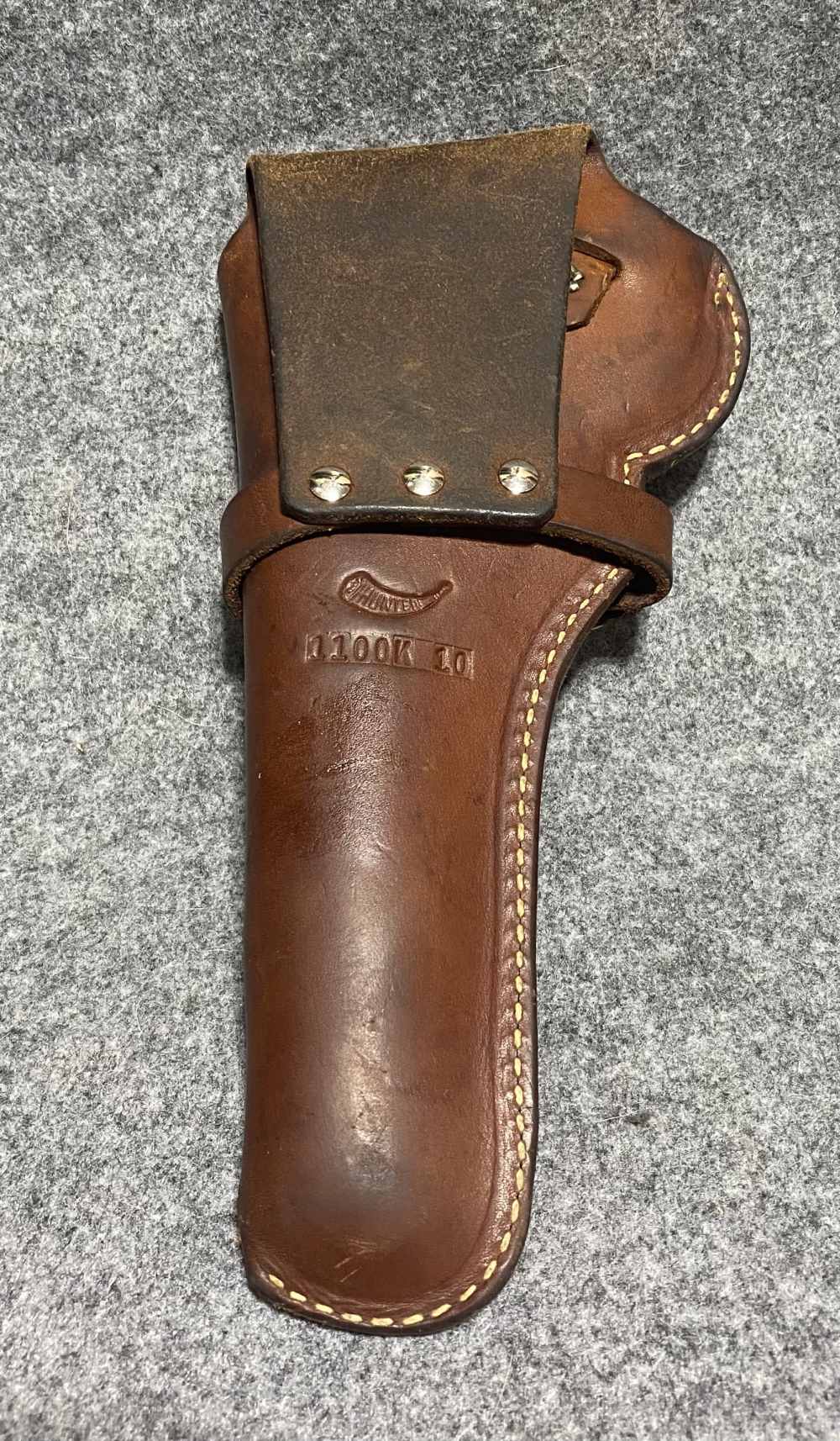 Hunter Leather Holster for Revolver-img-1