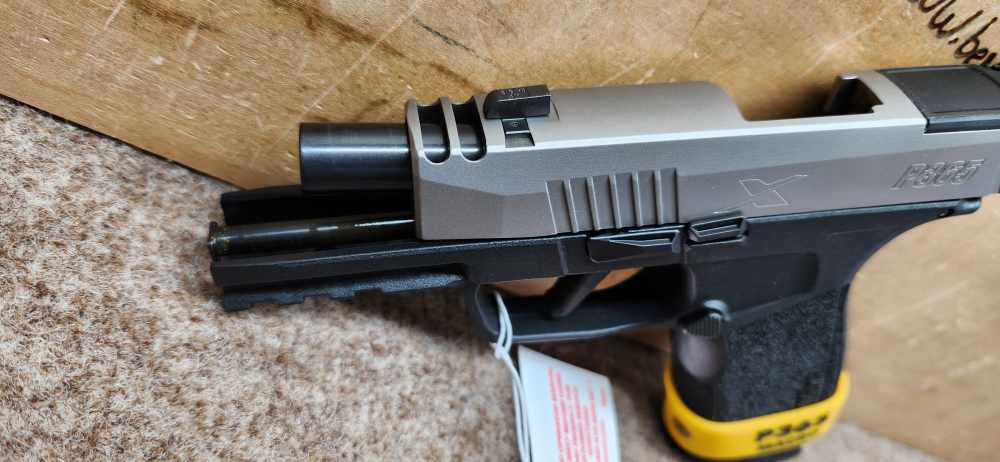 Sig Sauer p365 X Macro Comp 9mm Semi Auto Pistol -img-9