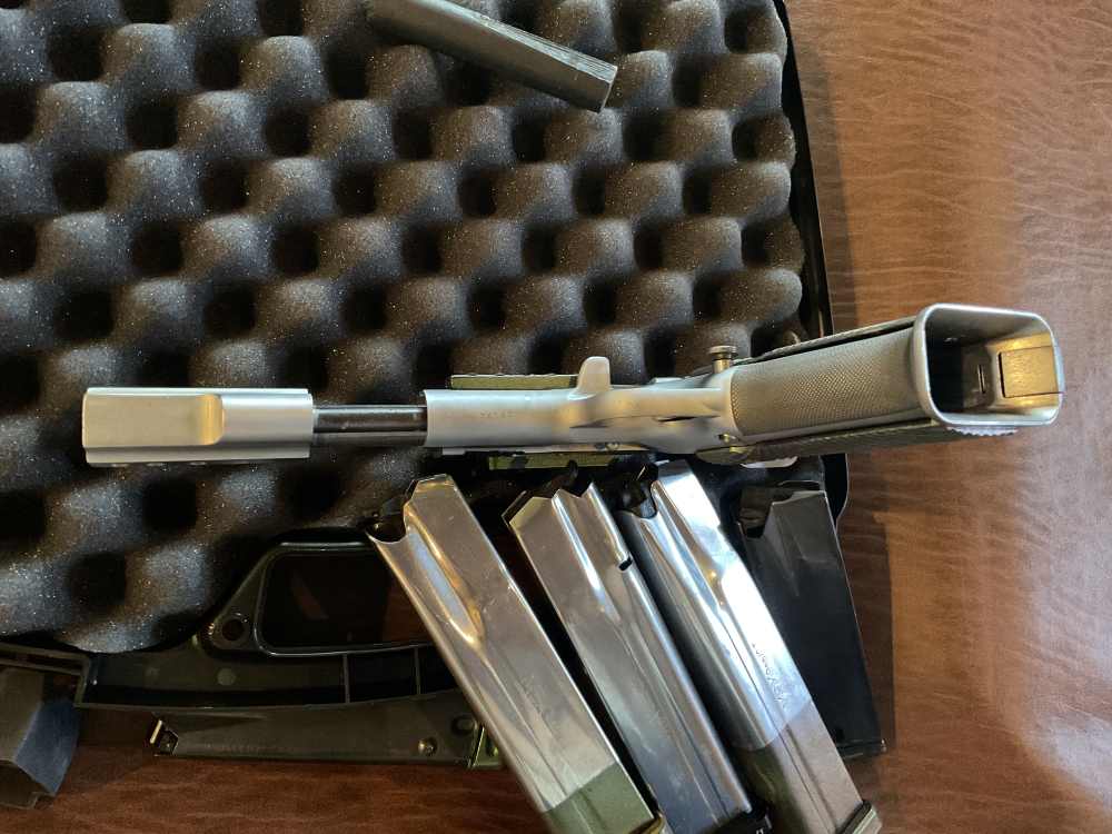 Caspian Custom  Ultimate Racer 38Suer Comp. Vortex Red Dot 5 Mags Ammo!-img-4