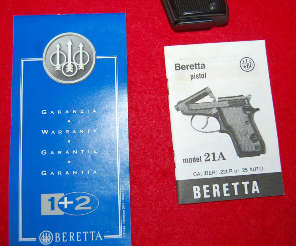 Beretta Model 21A Bobcat Semi-Auto Pistol in 22 LR w/ Box-img-8