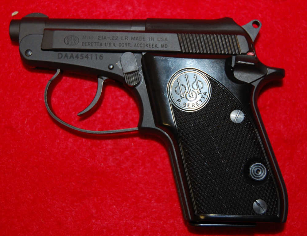 Beretta Model 21A Bobcat Semi-Auto Pistol in 22 LR w/ Box-img-2