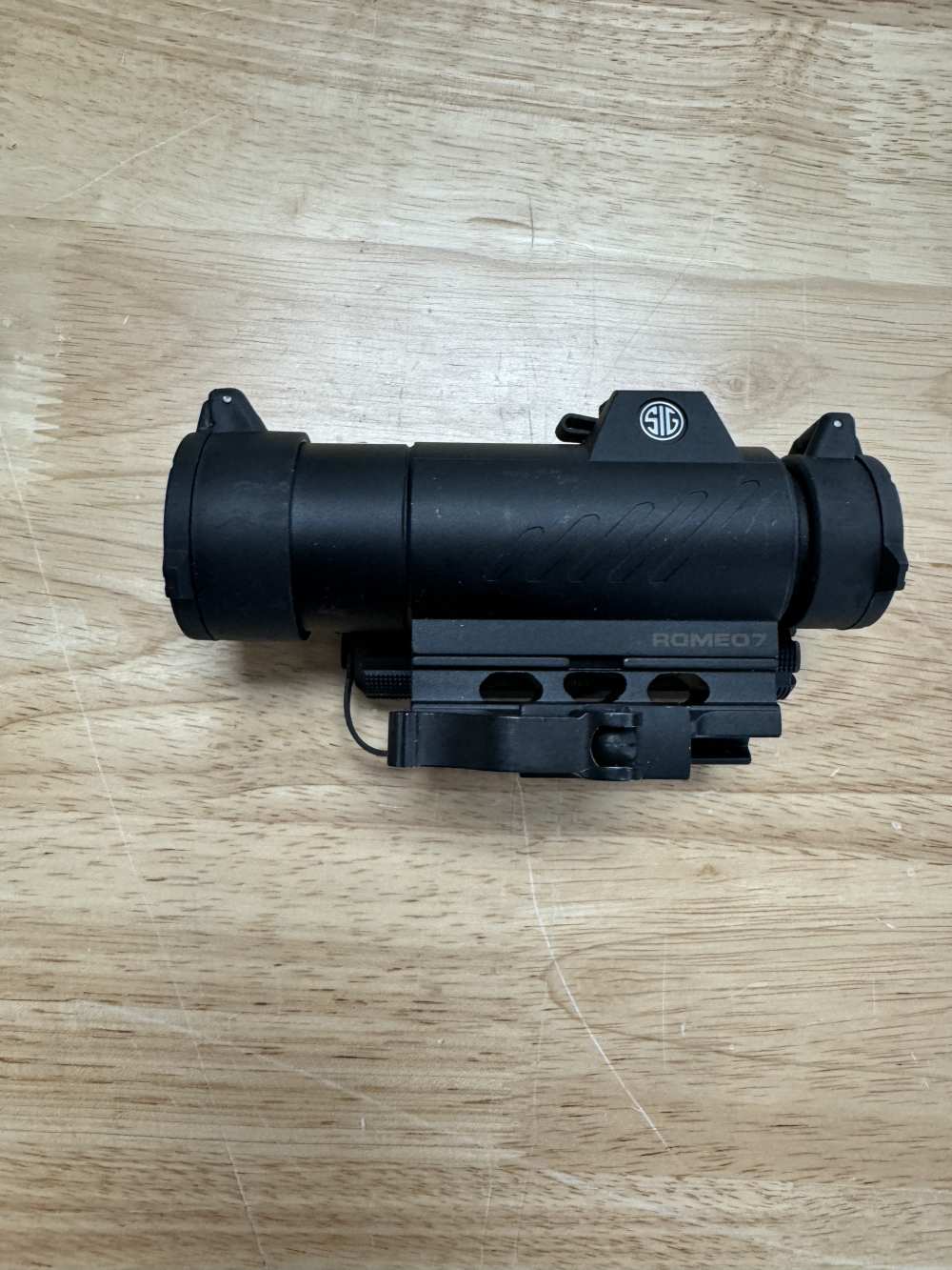 Sig Romeo 7 red dot optic-img-1