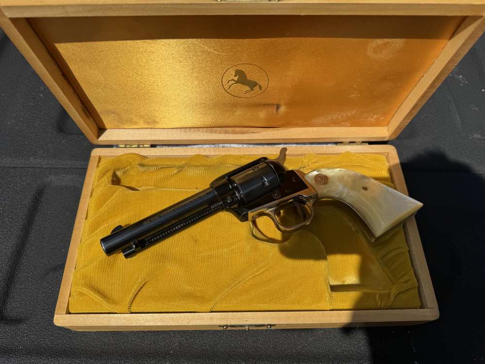 COLT SINGLE ACTION 22 LR FRONTIER SCOUT WEST VIRGINIA CENTENNIAL 1863-1963 -img-23