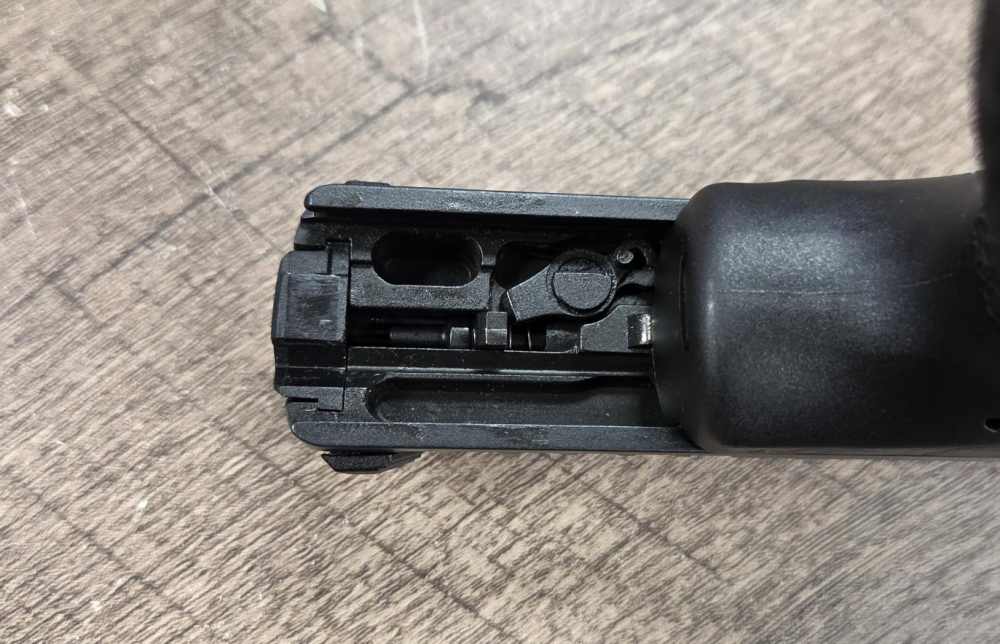 PRE-OWNED - H&K VP9L OR Full-Size Button Mag Release 81000736-img-15