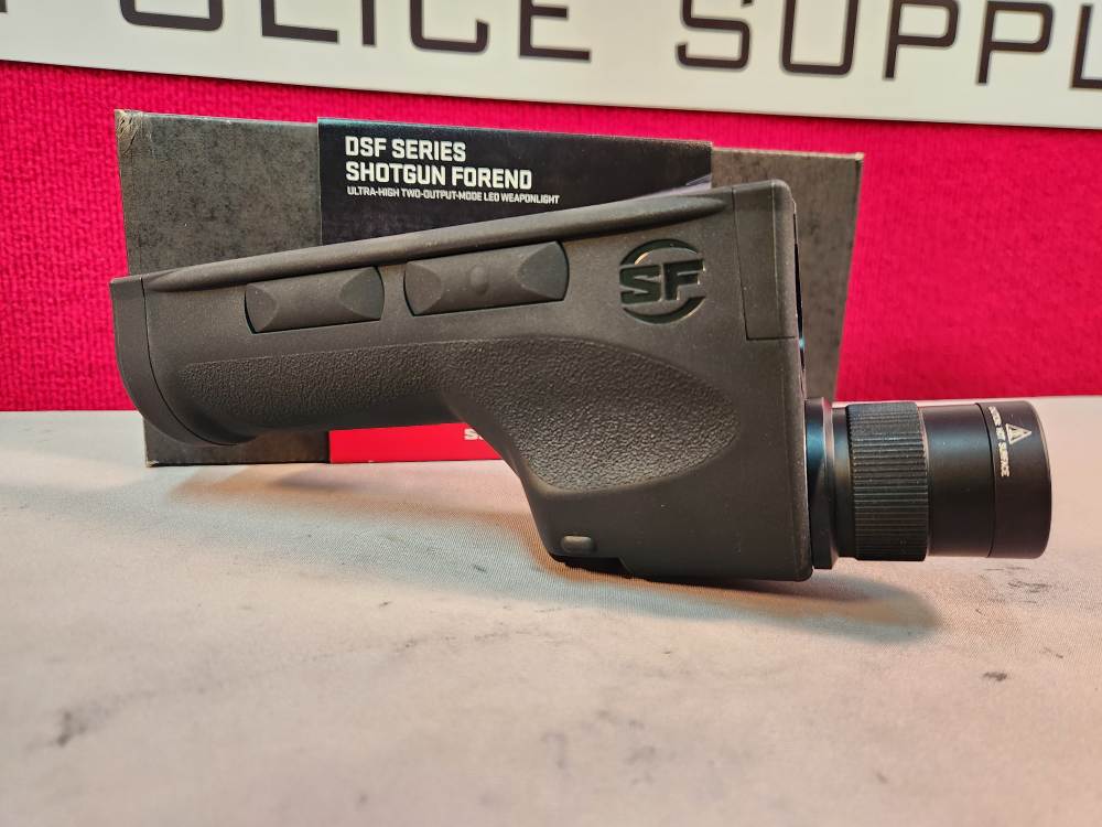 *TWO* SUREFIRE DSF SERIES REMINGTON 870 LED WEAPONLIGHT NEW! PENNY AUCTION!-img-1