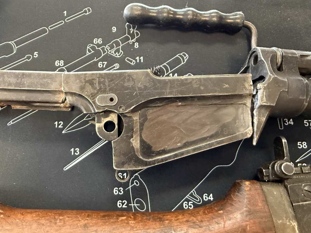 Hezbollah capture Israeli FAL parts kit -img-5