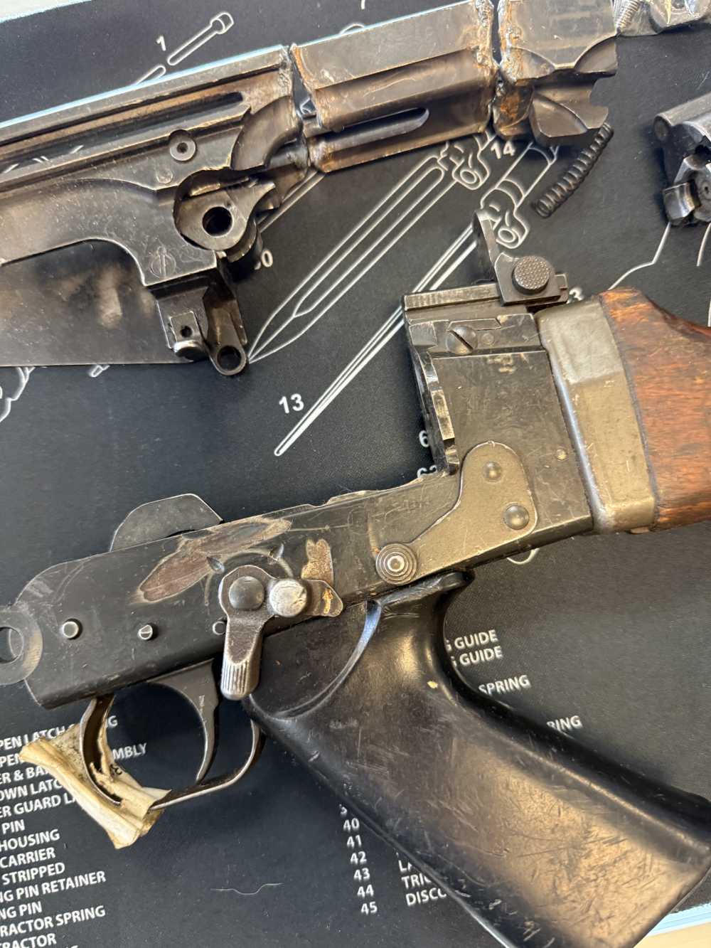 Hezbollah capture Israeli FAL parts kit -img-12