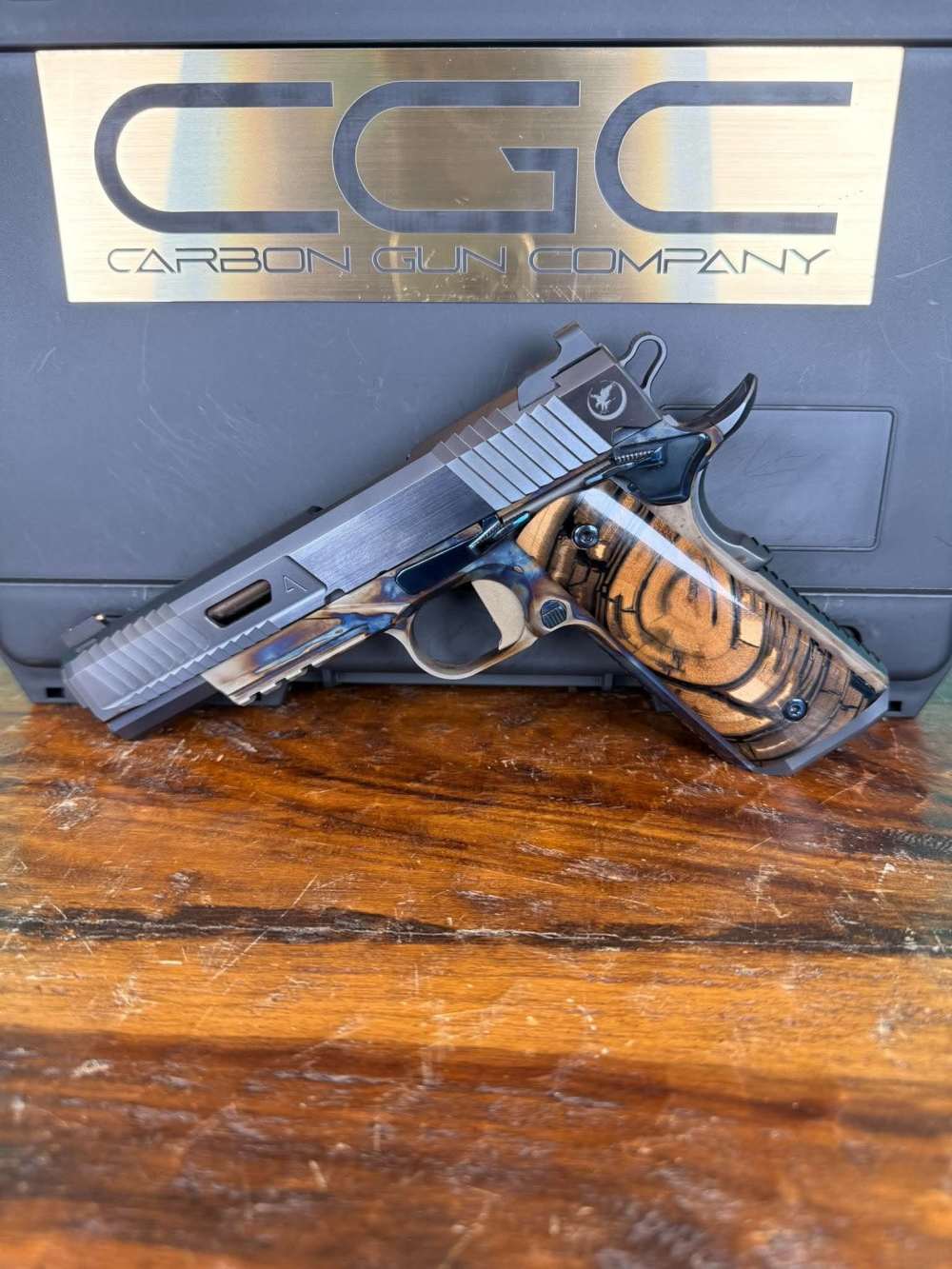 Nighthawk Custom VIP Agent 2 Gov. 45acp-img-1