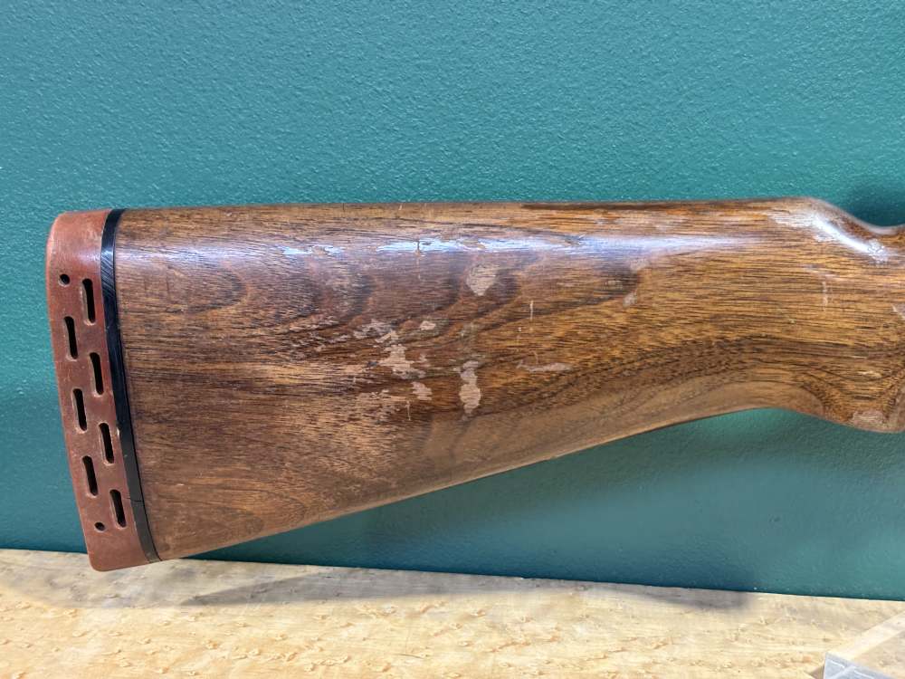 Remington 141 .35 Rem Pump Action Rifle 24" w/ Leupold M8 4X-img-3