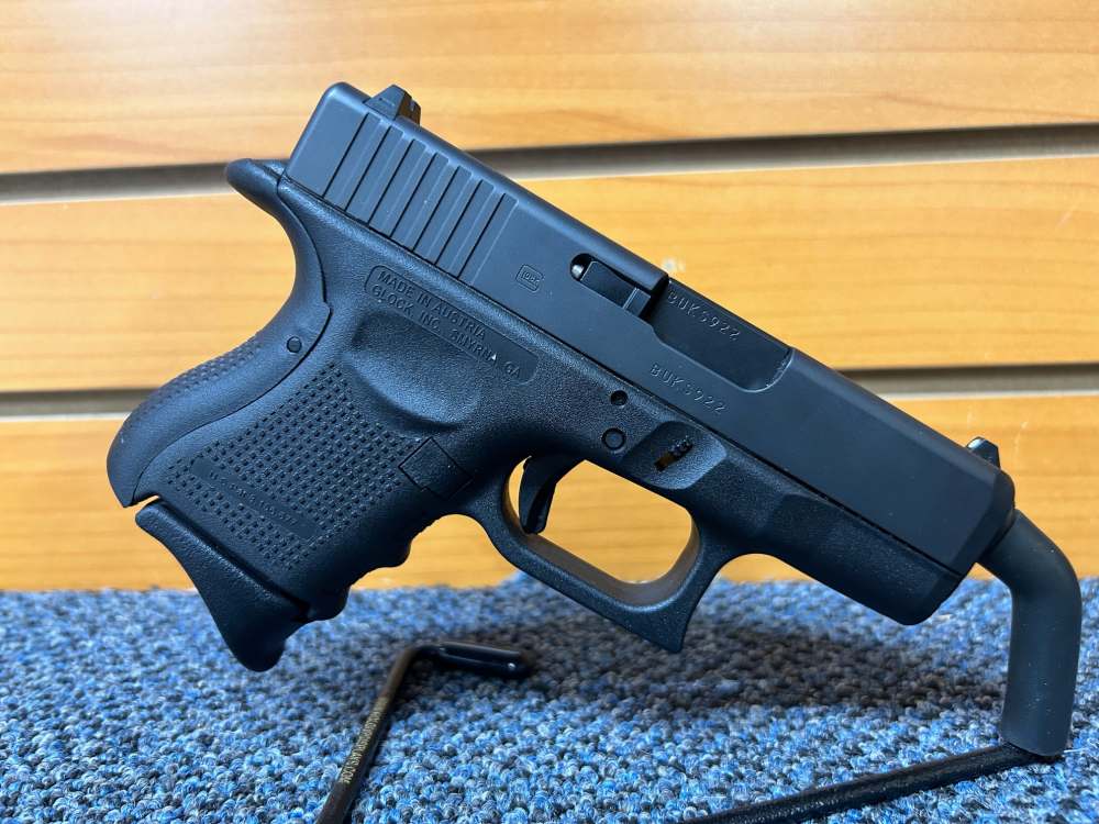 RARE Glock 33 Gen 4 .357 Sig with 3 Mags + Extras -img-6