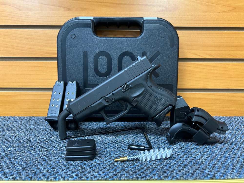 RARE Glock 33 Gen 4 .357 Sig with 3 Mags + Extras -img-0