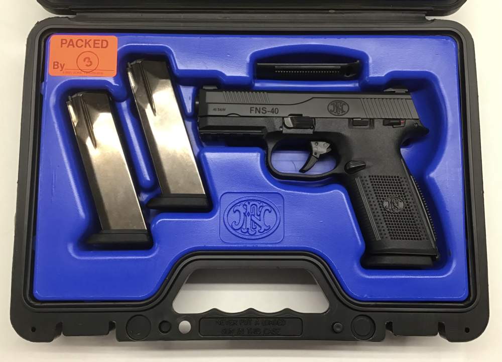 FNH Semi-Automatic Pistol Model: FNS-40 Caliber: .40 S&W-img-0