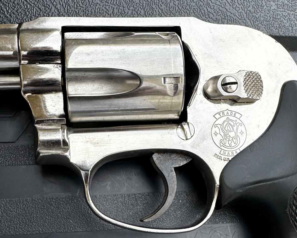 S&W 38 Bodyguard .38 SPL, Bright Nickel, No-Dash, Pre-Lock, 1982-img-3