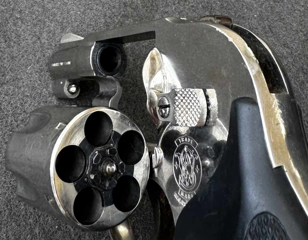 S&W 38 Bodyguard .38 SPL, Bright Nickel, No-Dash, Pre-Lock, 1982-img-29