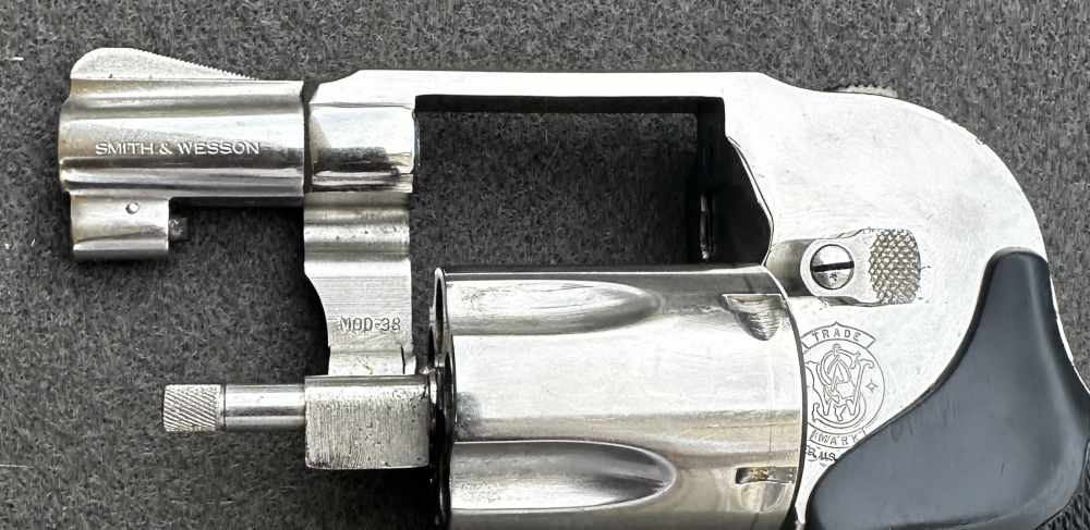 S&W 38 Bodyguard .38 SPL, Bright Nickel, No-Dash, Pre-Lock, 1982-img-36