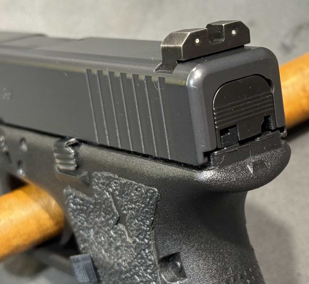 USED Glock 32 Gen 4 357 Sig Austria 3 Mags Original Case XS Night Sights-img-4
