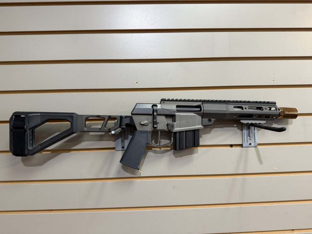 As NEW! Q Mini Fix .300 Black Out. 8 Inch Barrel. Folding Brace, Unfired!-img-4
