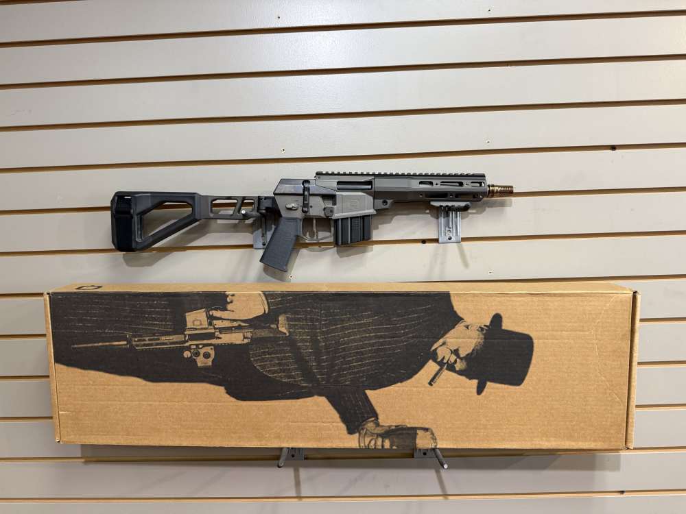 As NEW! Q Mini Fix .300 Black Out. 8 Inch Barrel. Folding Brace, Unfired!-img-1