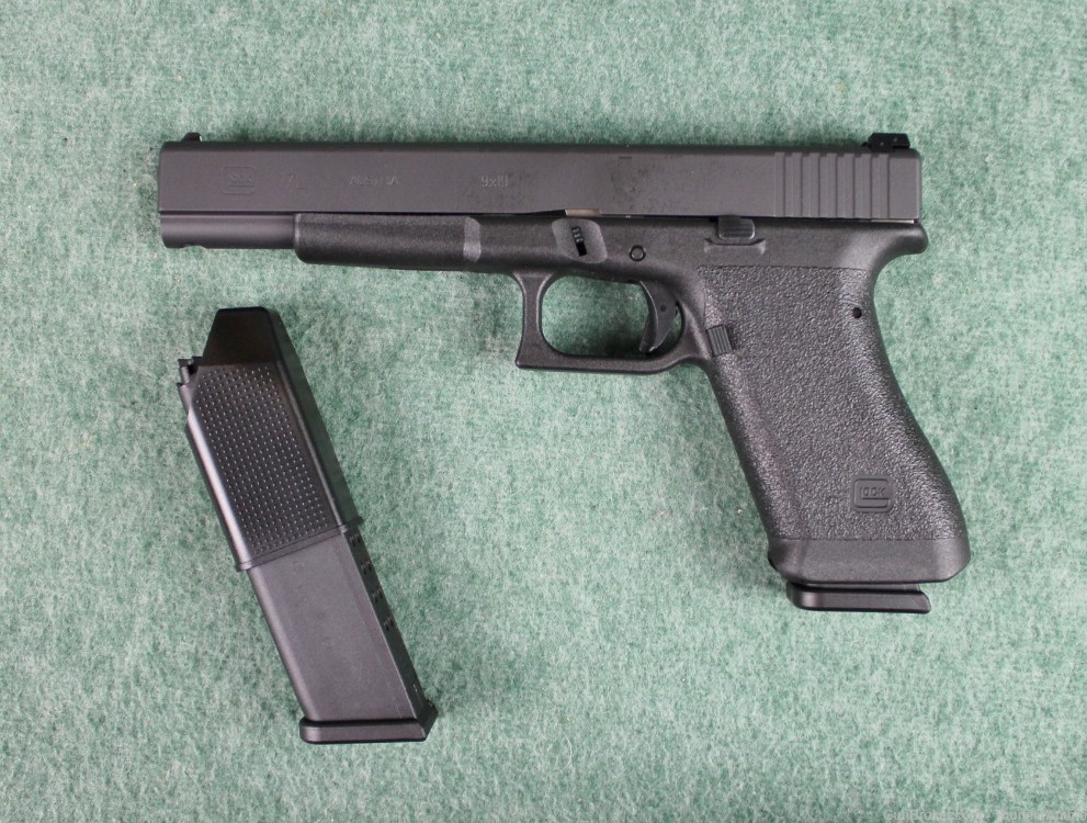 Glock 17L New Production Gen-1 Semi Auto Pistol 6" Barrel w/ 2 Mags Retro-img-0