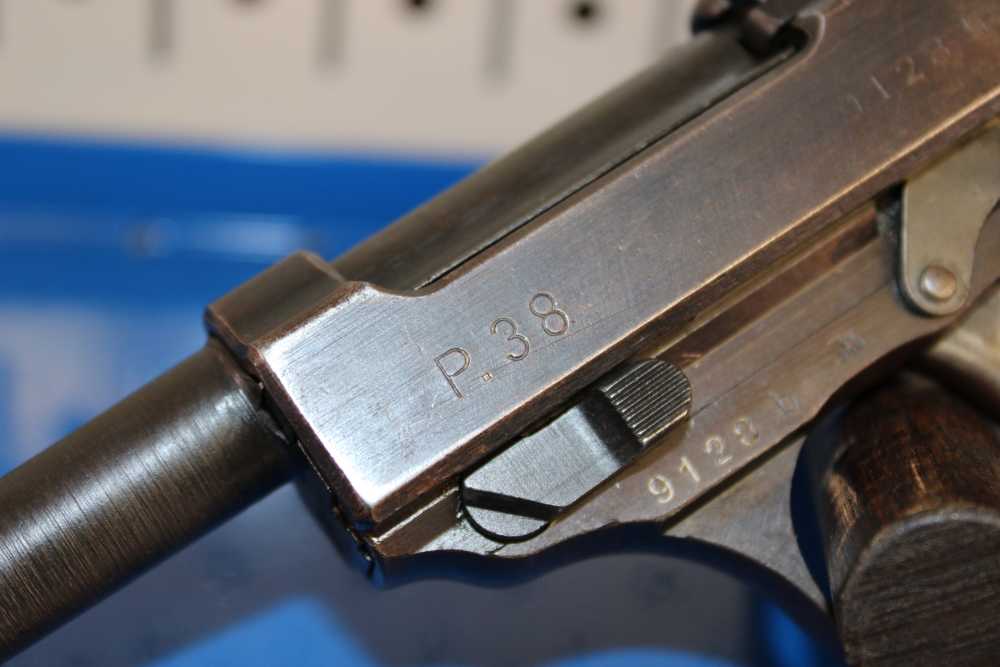 Walther (ac 45) P-38 - 9mm Luger - Rare fnh Barrel - 1945 - WWII - Matching-img-10