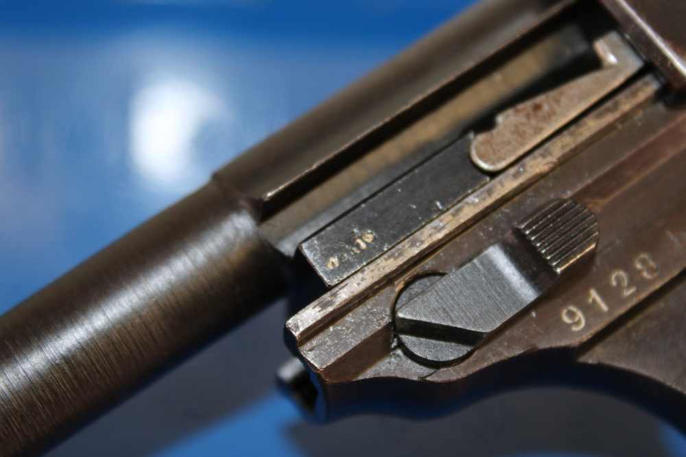 Walther (ac 45) P-38 - 9mm Luger - Rare fnh Barrel - 1945 - WWII - Matching-img-58