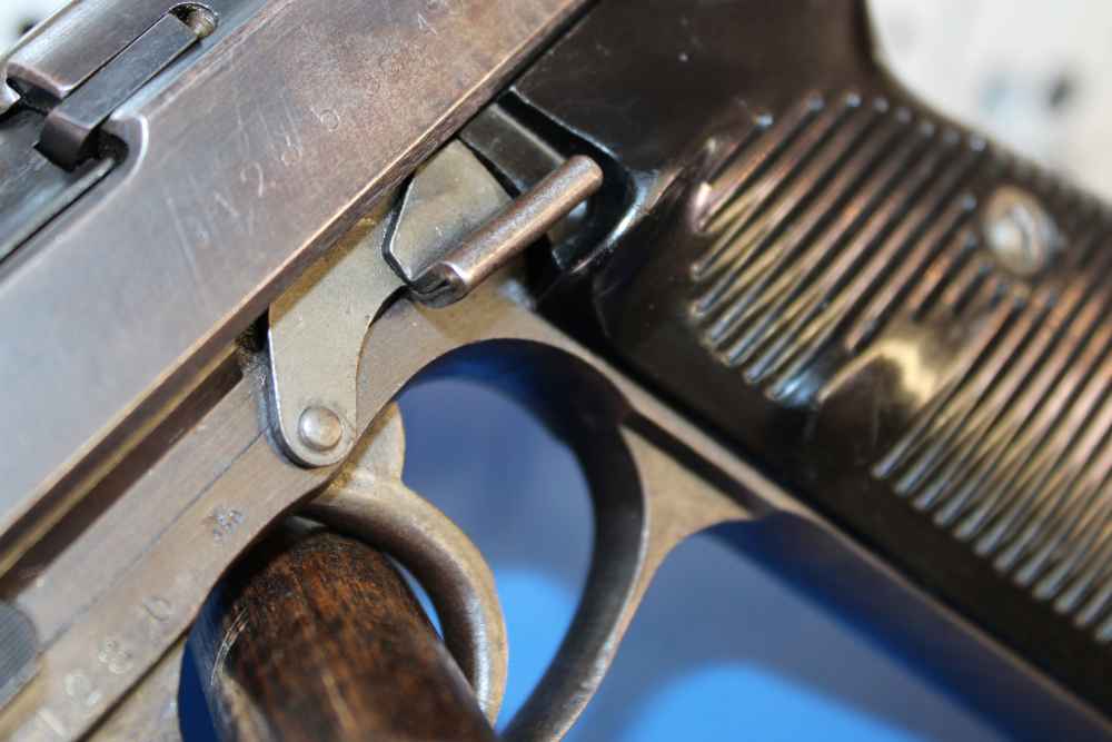 Walther (ac 45) P-38 - 9mm Luger - Rare fnh Barrel - 1945 - WWII - Matching-img-17
