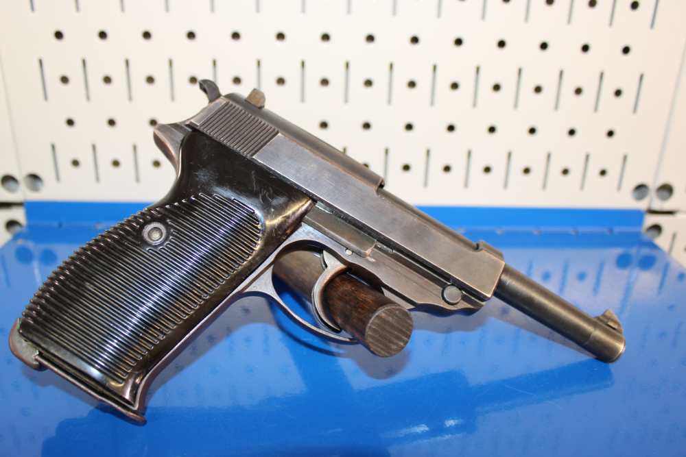 Walther (ac 45) P-38 - 9mm Luger - Rare fnh Barrel - 1945 - WWII - Matching-img-40