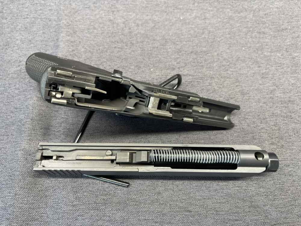 Glock 34 (Gen 3) Threaded Barrel Package 9mm *Penny Start*-img-5