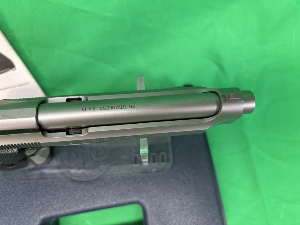 Beretta 92FS Inox 9mm 1-Mag 92 FS In Box w/Literature 9 MM-img-4
