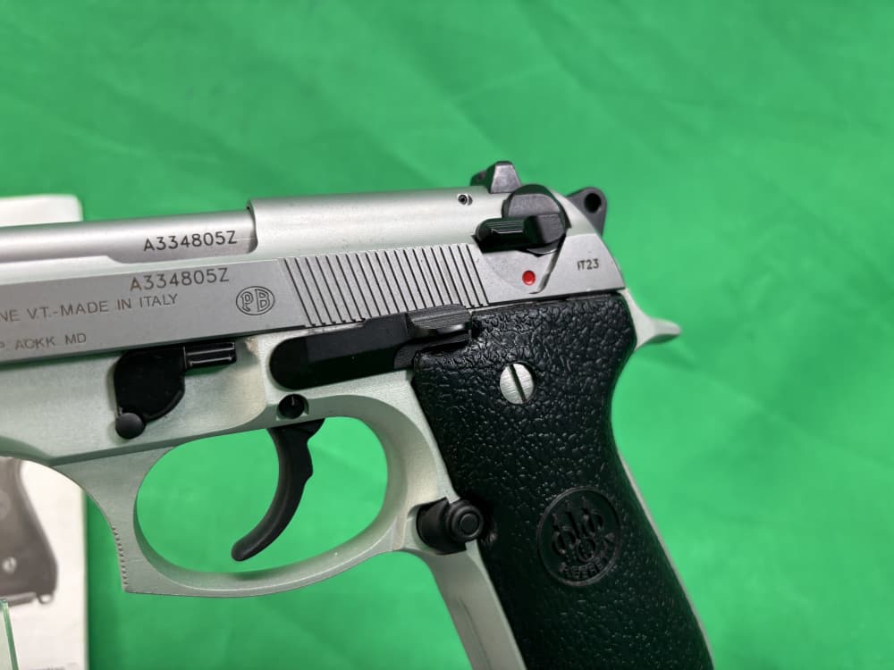 Beretta 92FS Inox 9mm 1-Mag 92 FS In Box w/Literature 9 MM-img-11