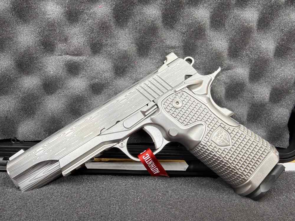 CABOT INSURRECTION 9MM-img-4