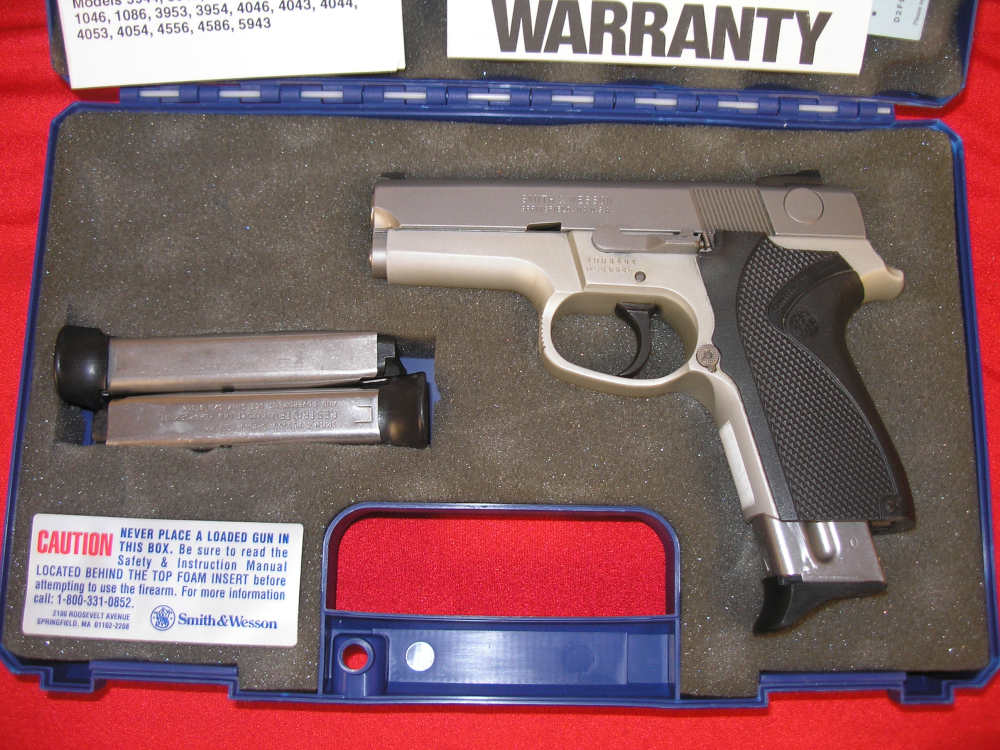 S&W MODEL 6946 SEMI-AUTO 9mm PISTOL DAO-img-1