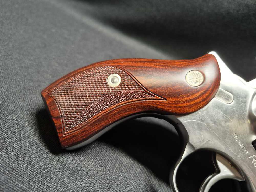 Ruger Redhawk .45 Colt / .45 ACP 4" Revolver with Lasered Hardwood Grips-img-2