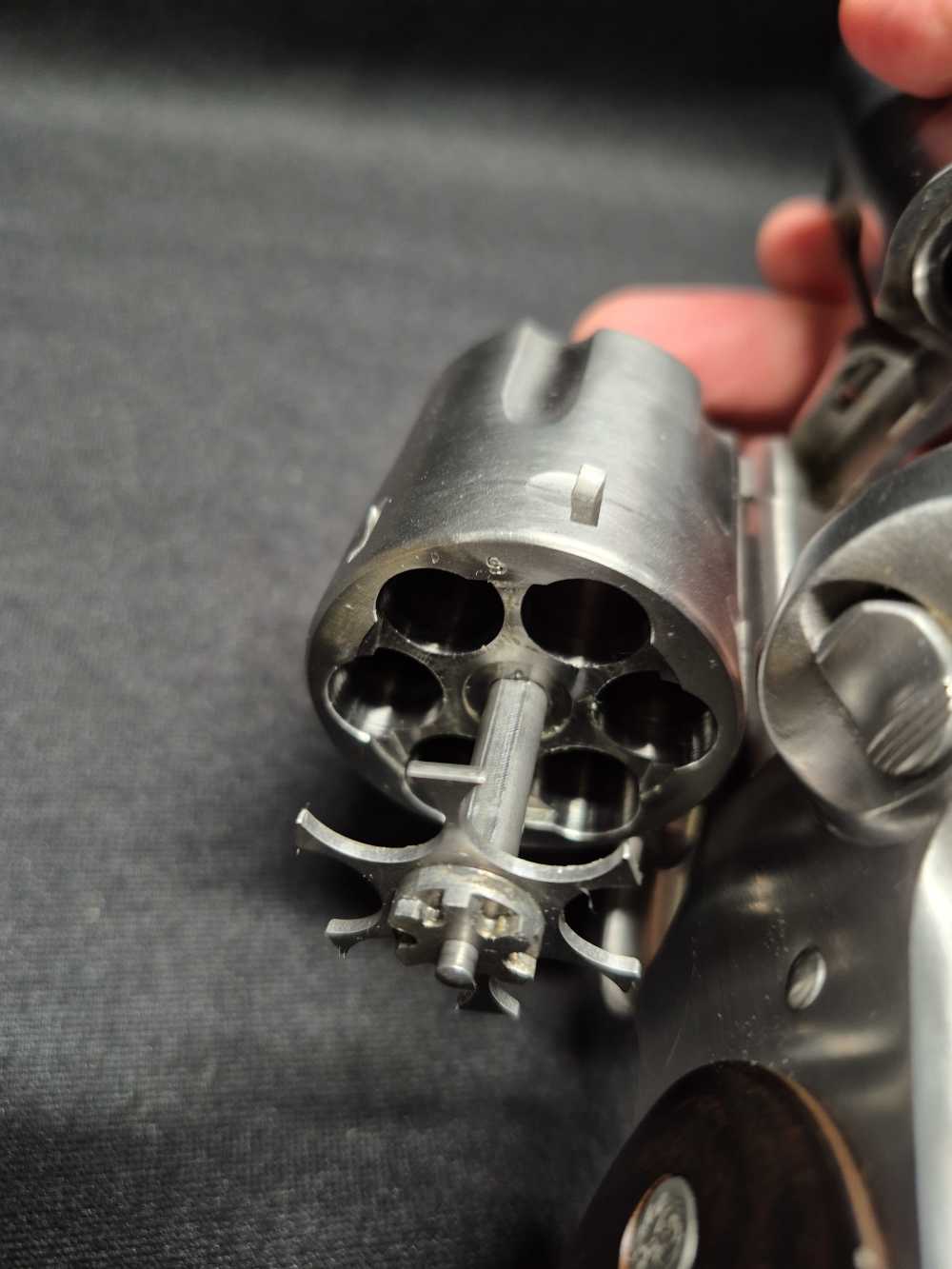 Ruger Redhawk .45 Colt / .45 ACP 4" Revolver with Lasered Hardwood Grips-img-17