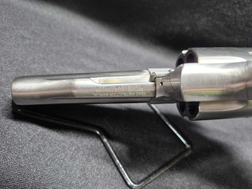 Ruger Redhawk .45 Colt / .45 ACP 4" Revolver with Lasered Hardwood Grips-img-11