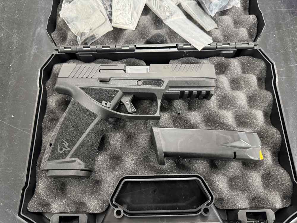 Taurus TX FS Full Size Pistol Glock Ruger Sig Sauer Colt Smith and Wesson -img-3
