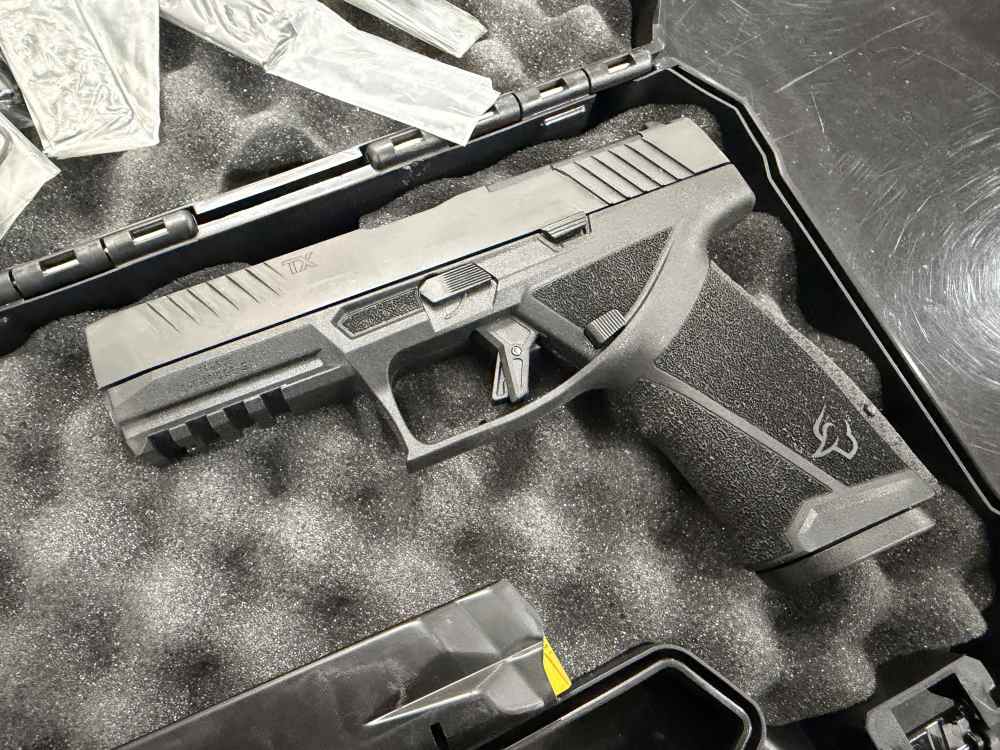 Taurus TX FS Full Size Pistol Glock Ruger Sig Sauer Colt Smith and Wesson -img-2