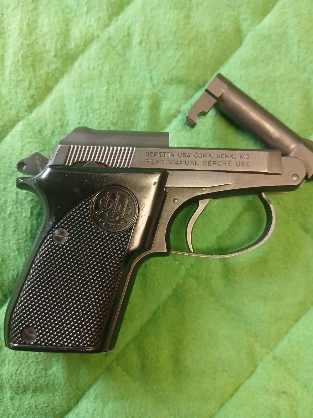 Beretta Bobcat 21A-img-9