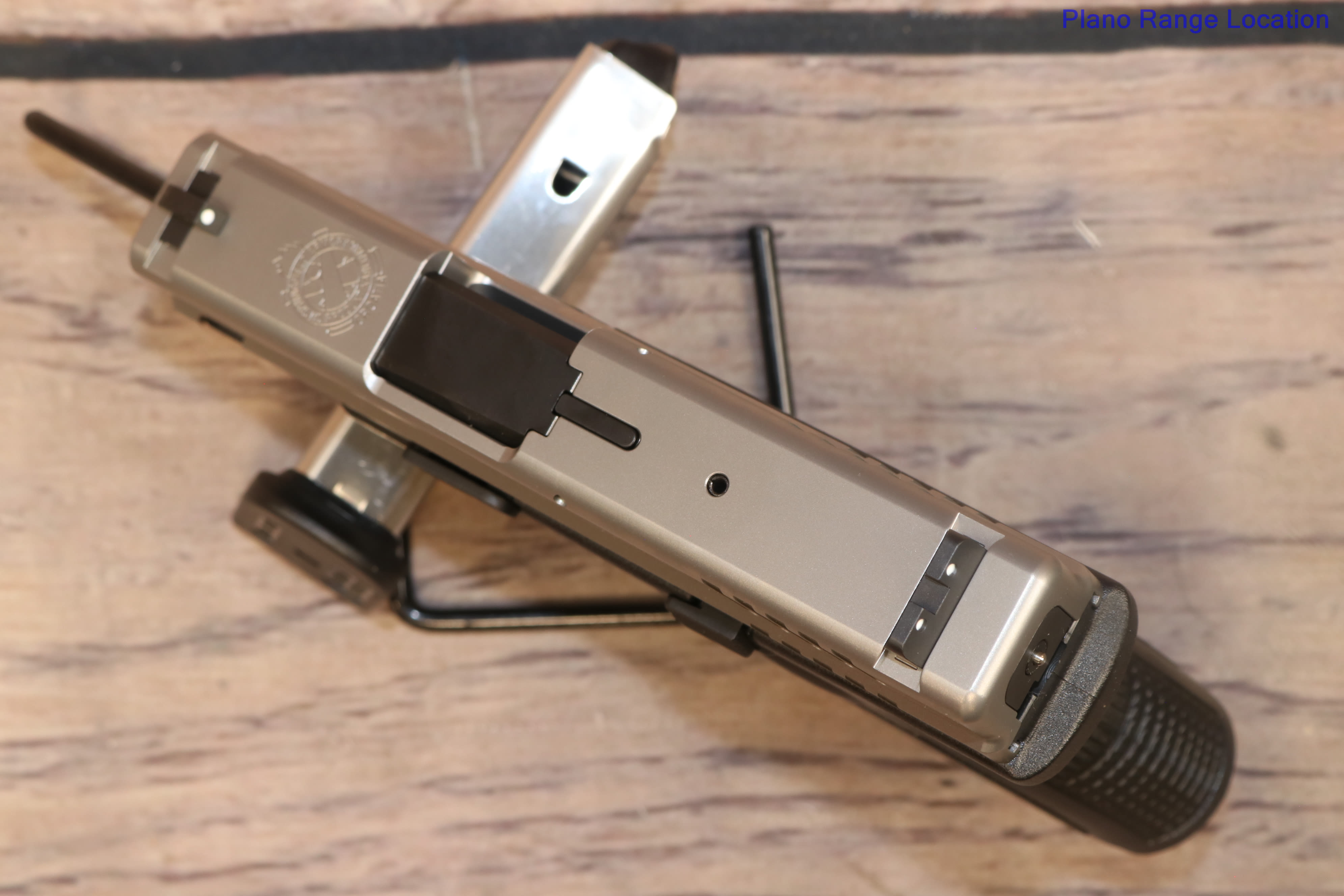 Springfield Armory XD-9 Sub Compact 9mm 3.1" Barrel 2 Magazines-img-10