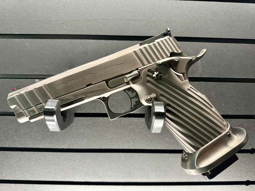 SVI Infinity Custom Camo 9mm ! Island Barrel ! -img-0