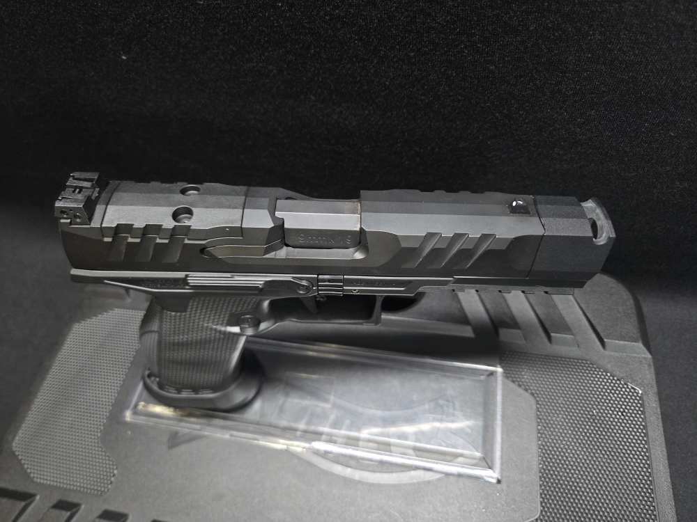 Walther PDP Pro-X PMM 9mm 4.6", OE Case + Three 18 rnd Magazines -img-14