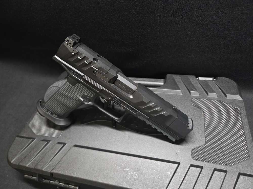 Walther PDP Pro-X PMM 9mm 4.6", OE Case + Three 18 rnd Magazines -img-2